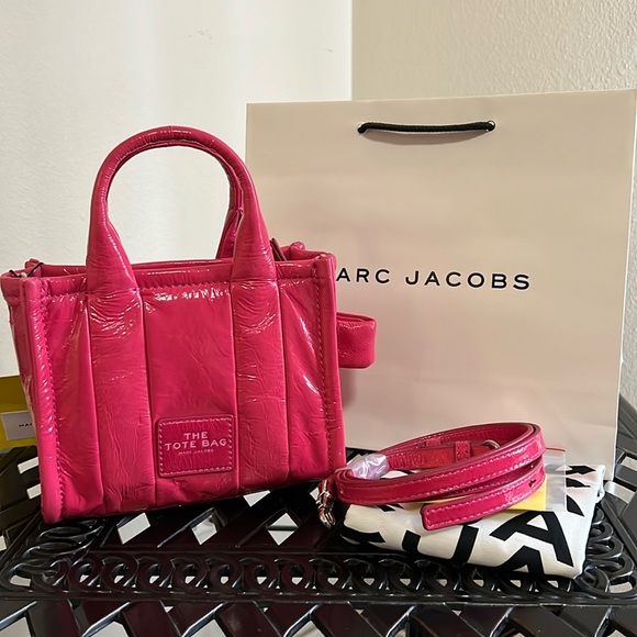 NWT Marc Jacobs The Tote Bag Mini in Magenta Color - Picture 1 of 9